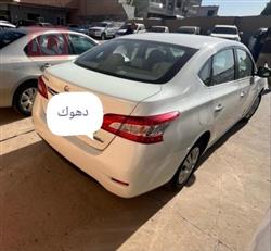 نیسان سێنترا